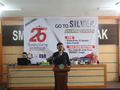 Sambutan dari Perwakilan Alumni 98