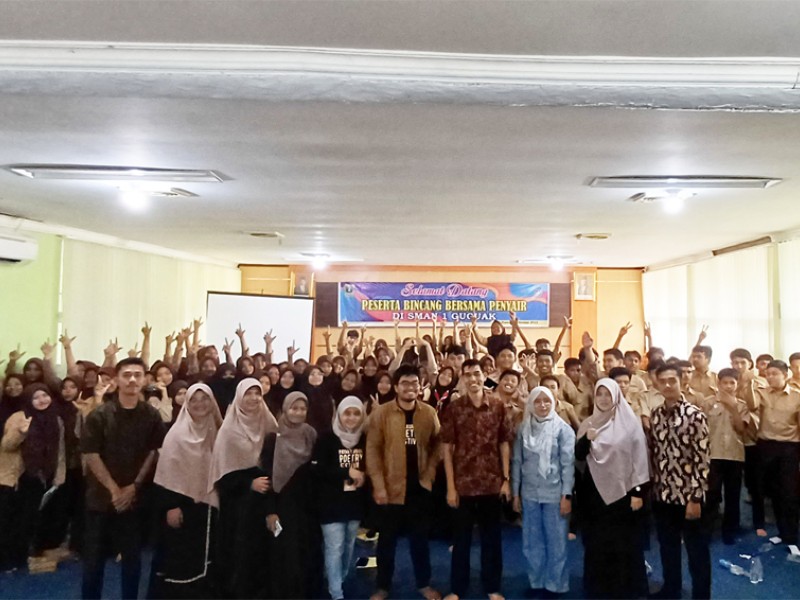 Bekerja Sama dengan Payakumbuh Poetry Festival (PPF), SMA Negeri 1 Guguak Laksanakan Kegiatan Bincang Bersama Penyair