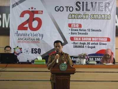 Pembukaan oleh Kabag Guru & Tenaga Pendidikan Sumatera Barat