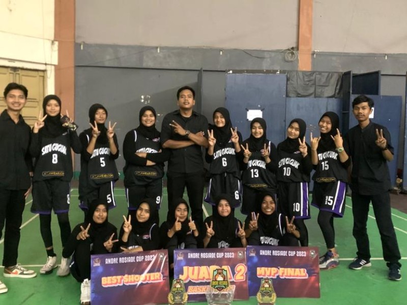 Tim Basket SMANSAGU Raih Prestasi dalam Turnamen Andre Rosiade Cup 2023