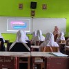 Implementasi Pembelajaran Mendalam Unjuk Praktik Terbaik sebagai Guru Model di SMAN 1 Guguak
