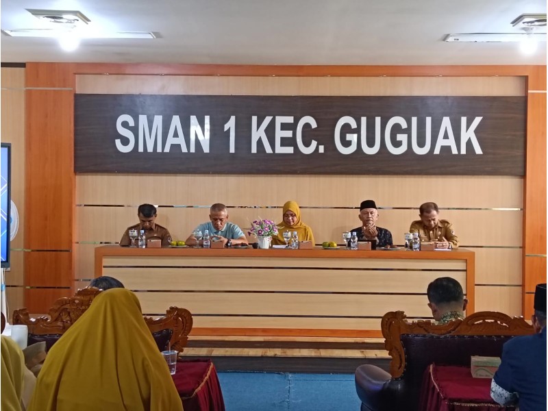 Perkuat Kemitraan Pendidikan SMAN 1 Kec. Guguak Gelar Serah Terima dan Pengukuhan Pengurus Komite Periode 20256-2029