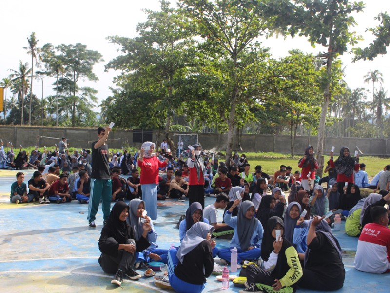 Puskesmas Dangung - Dangung Bersama SMA N 1 Kecamatan Guguak Laksanakan Gerakan Nasional Aksi Bergizi