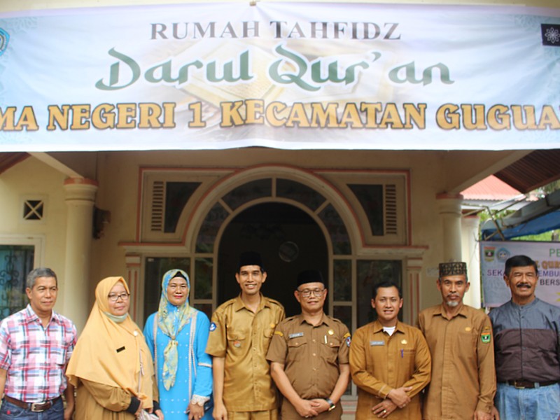 Bupati Lima Puluh Kota Resmikan Rumah Tahfidz Darul Qur'an SMANSAGU